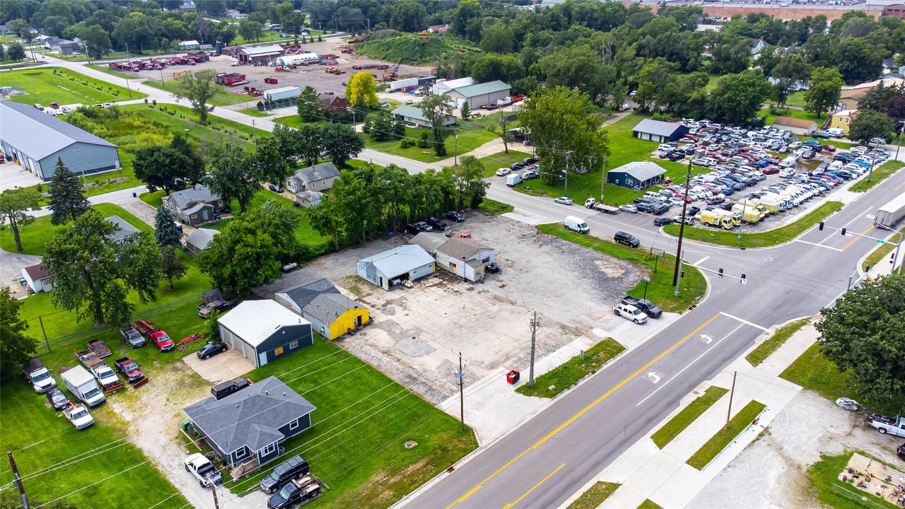 325 & 355 Broadway Avenue - Photo 1