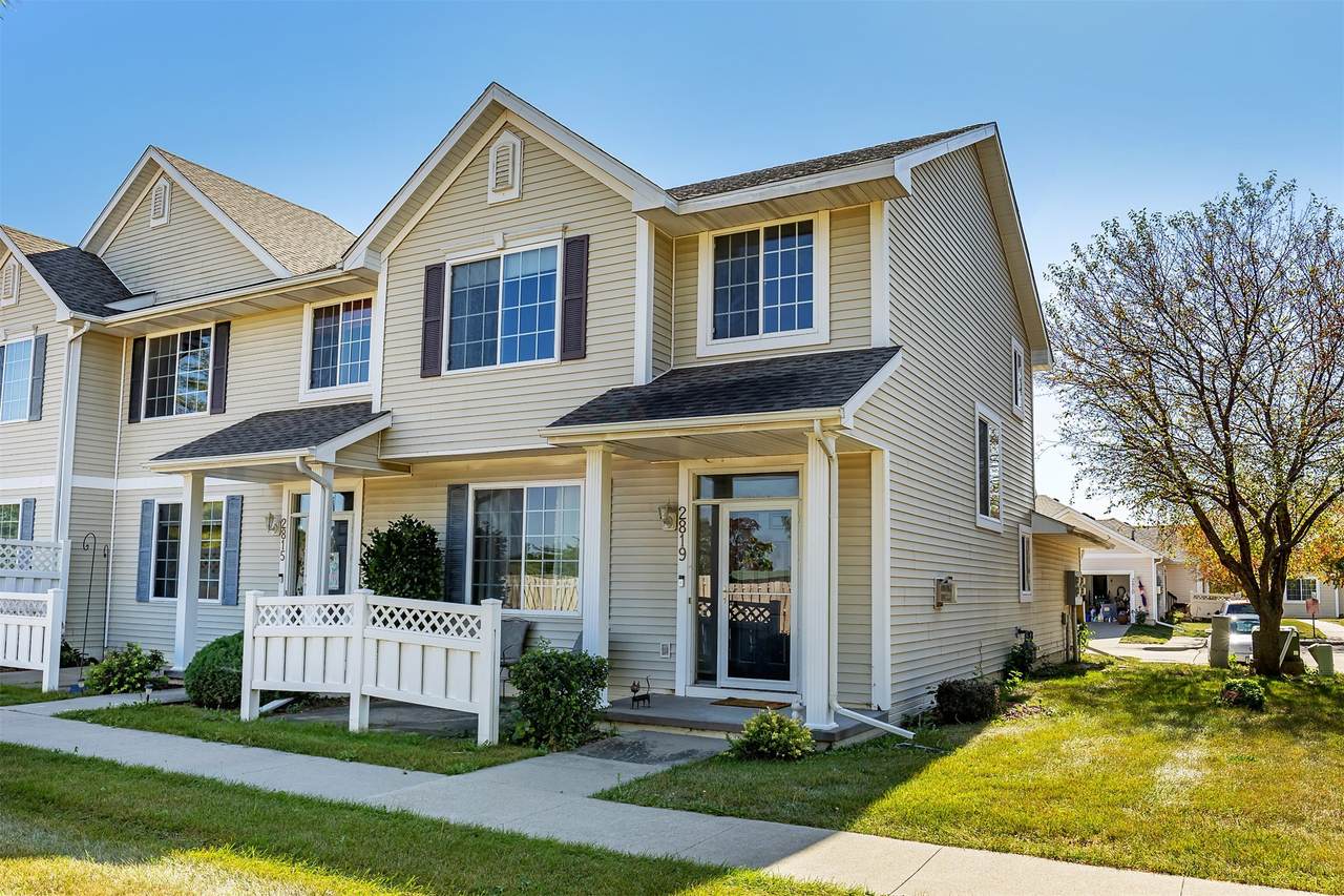 2819 Ashland Court - Photo 1