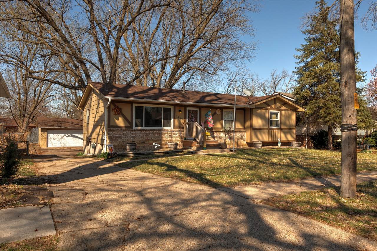 1215 Payton Avenue - Photo 1