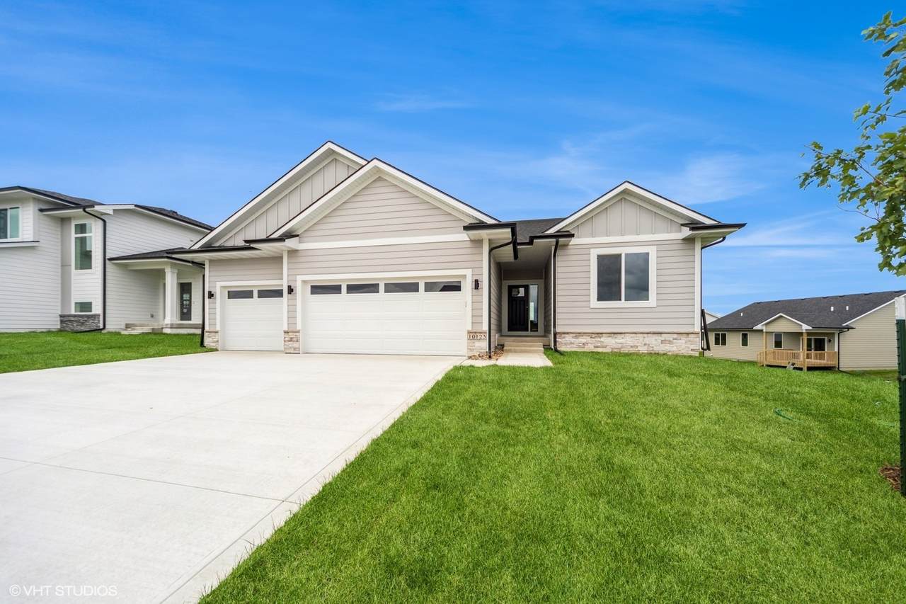 10123 68th Avenue - Photo 1