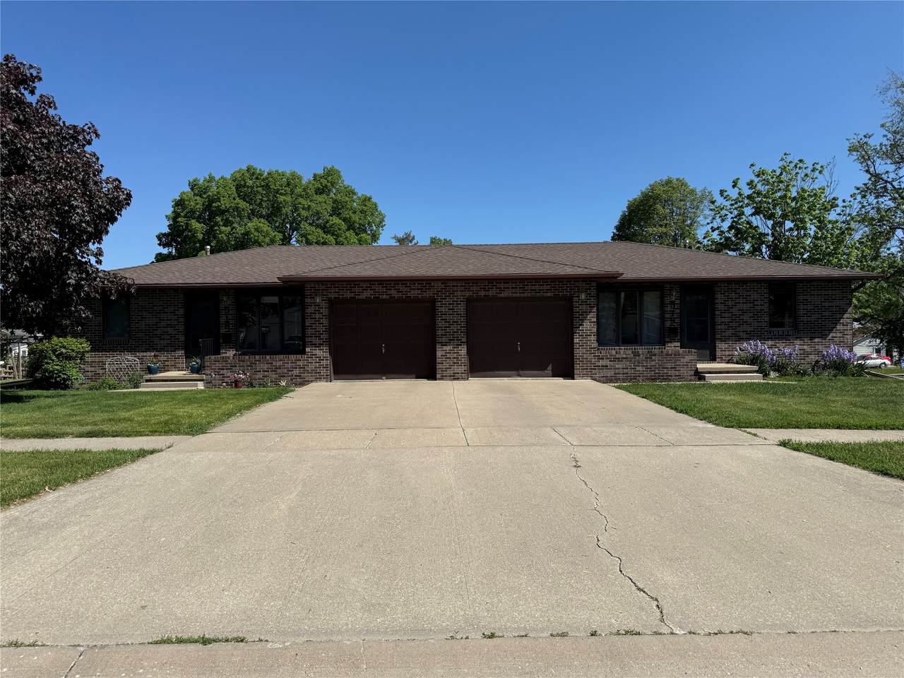 418-422 6th Street - Photo 1