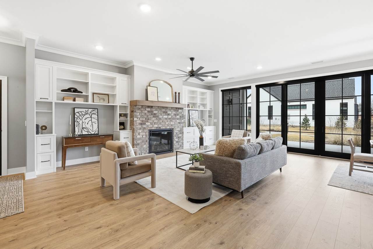 415 Main Street - Photo 1