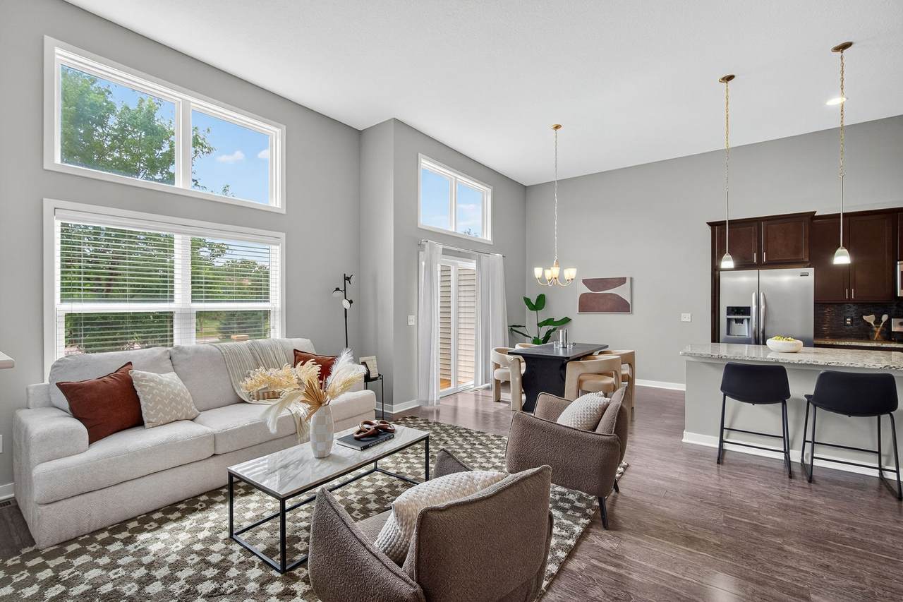 7914 Cottonwood Lane - Photo 1