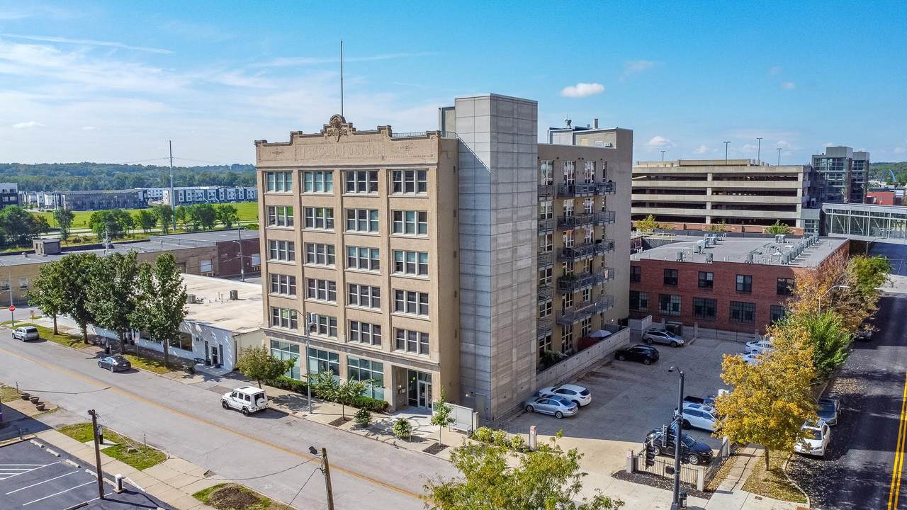 112 11th Street - Photo 1