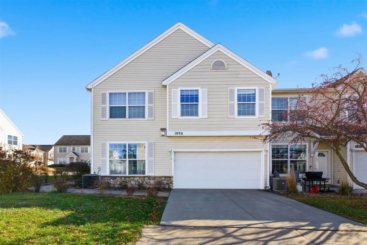 1026 Ne Greenview Drive - Photo 1