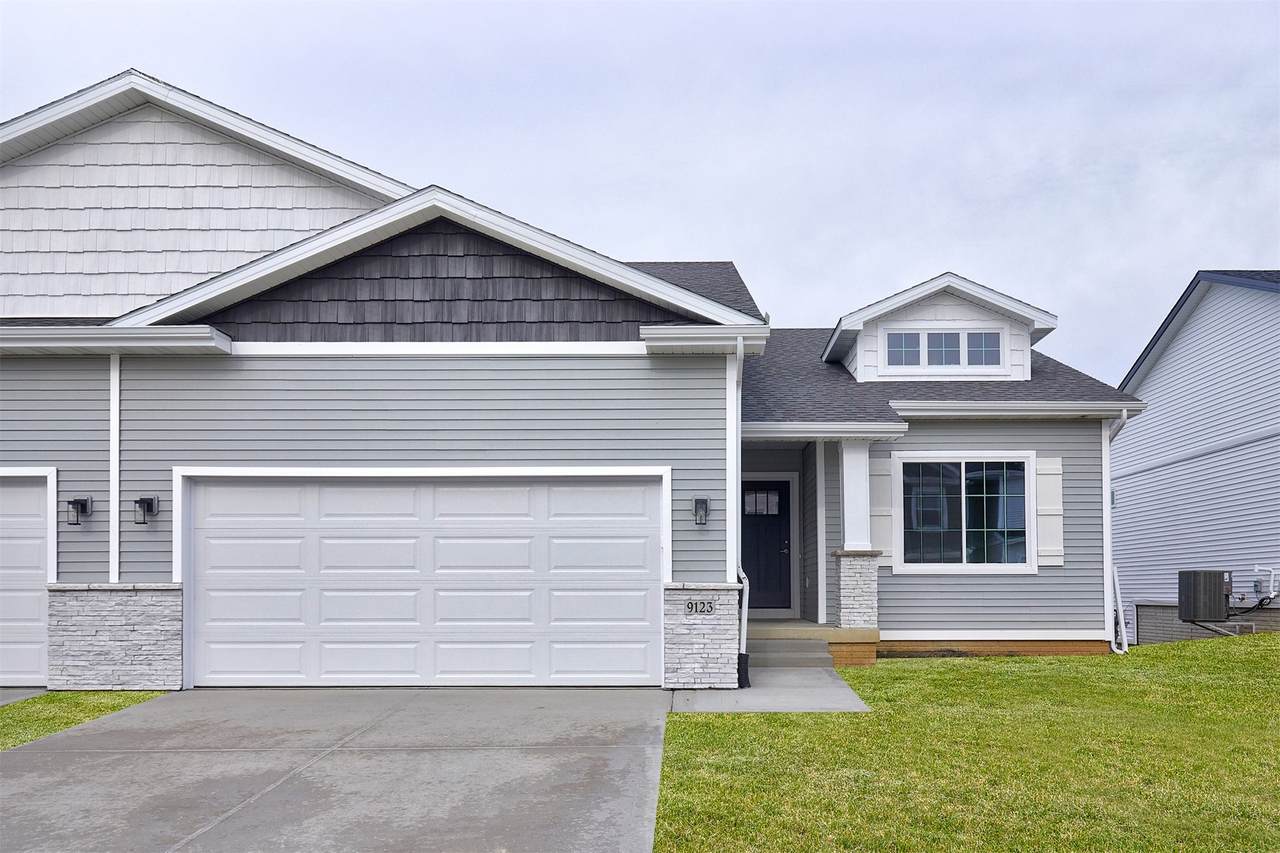 9123 Robinson Drive - Photo 1