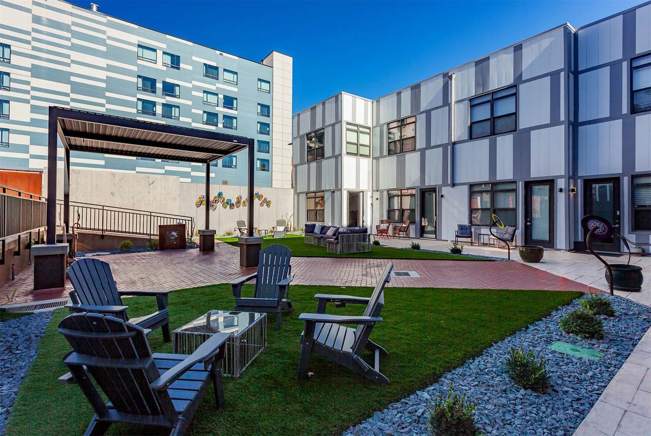 400 Locust Street - Photo 1