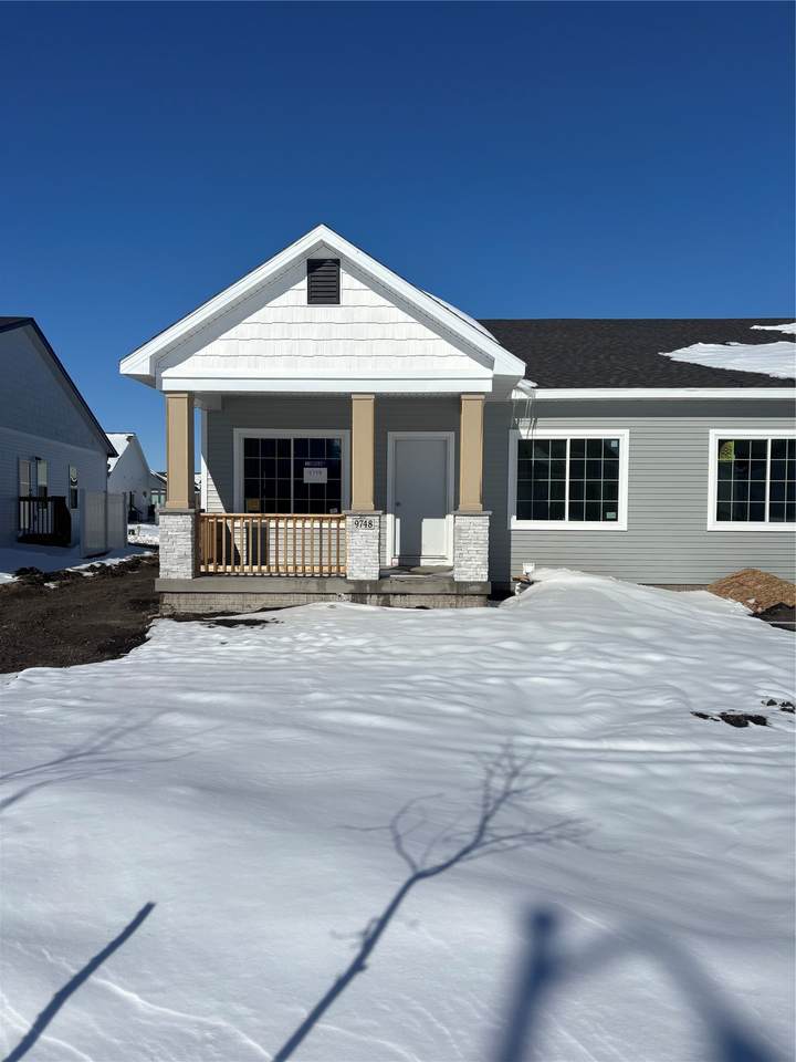 9748 Regatta Lane - Photo 1