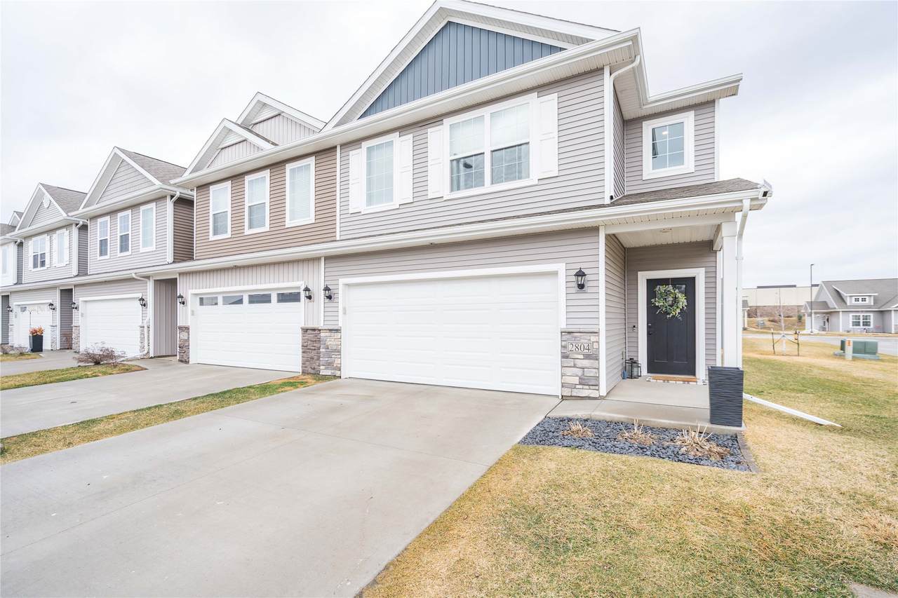 2804 34th Lane - Photo 1