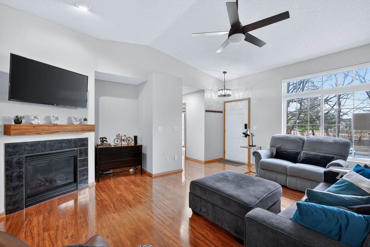 9509 Maple Lane - Photo 1