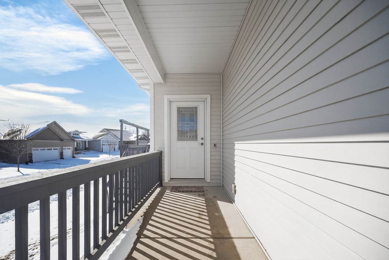 711 Dogwood Lane - Photo 1