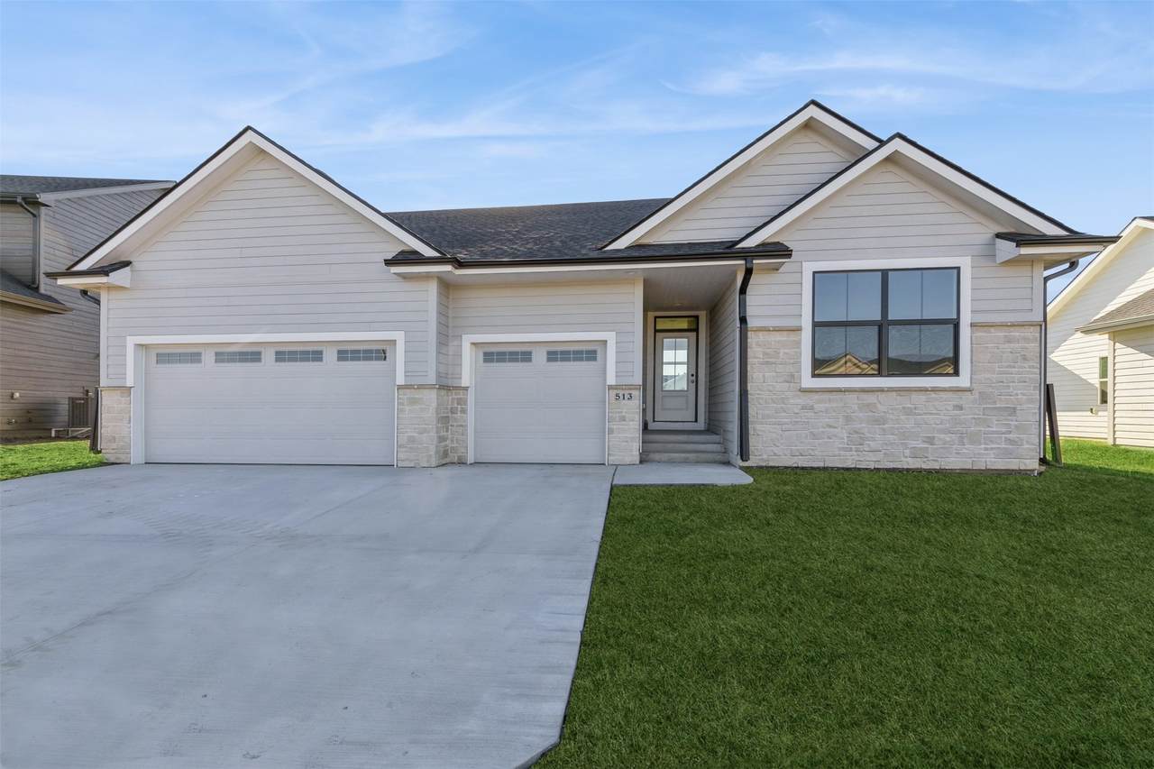 513 58th Street - Photo 1