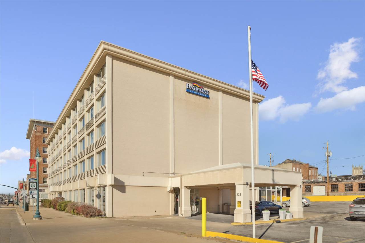 325 Main Street - Photo 1