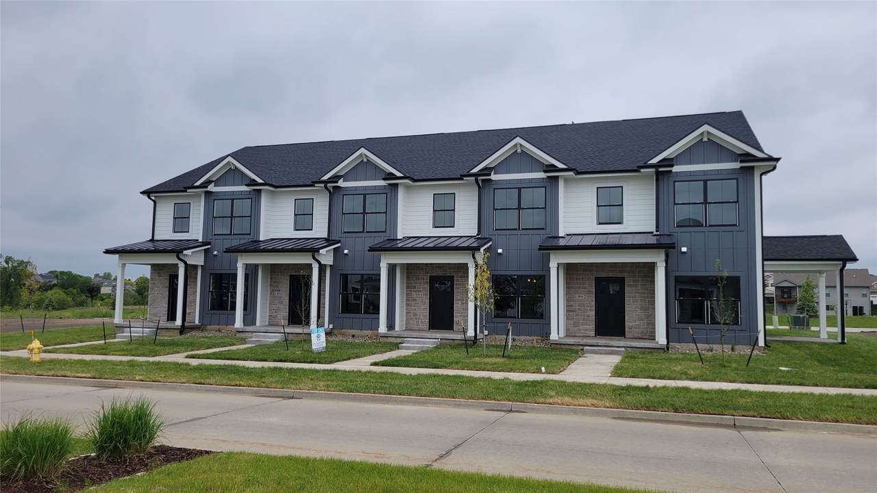 1996 Warrior Lane - Photo 1