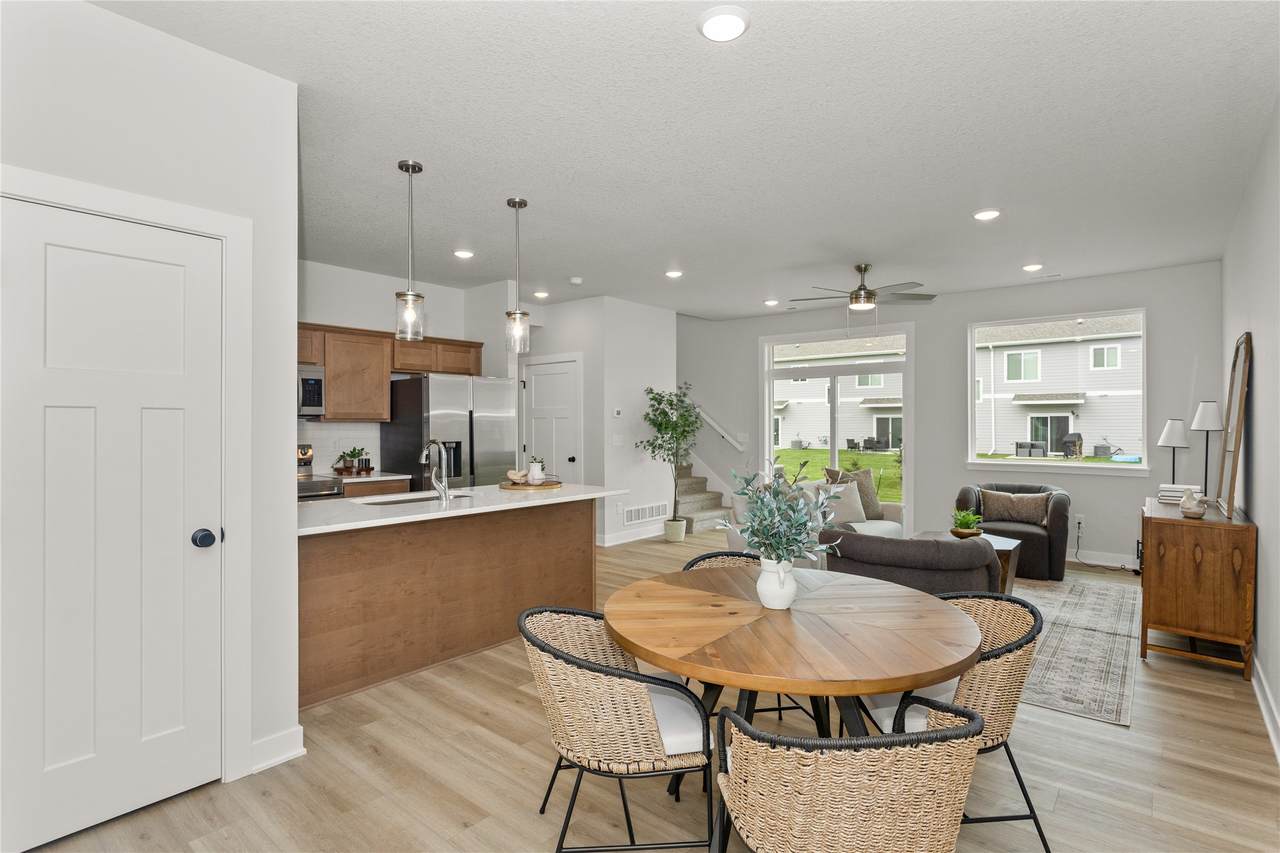 212 Waverly Drive - Photo 1