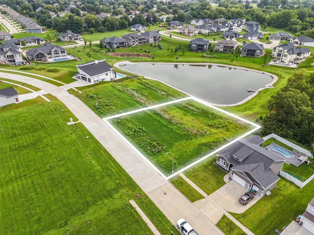 1429 25th Avenue - Photo 1