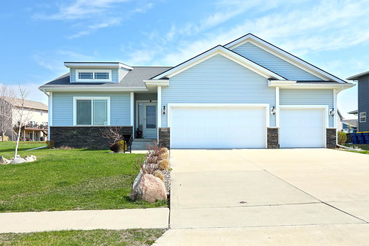 5215 Bulldog Avenue - Photo 1