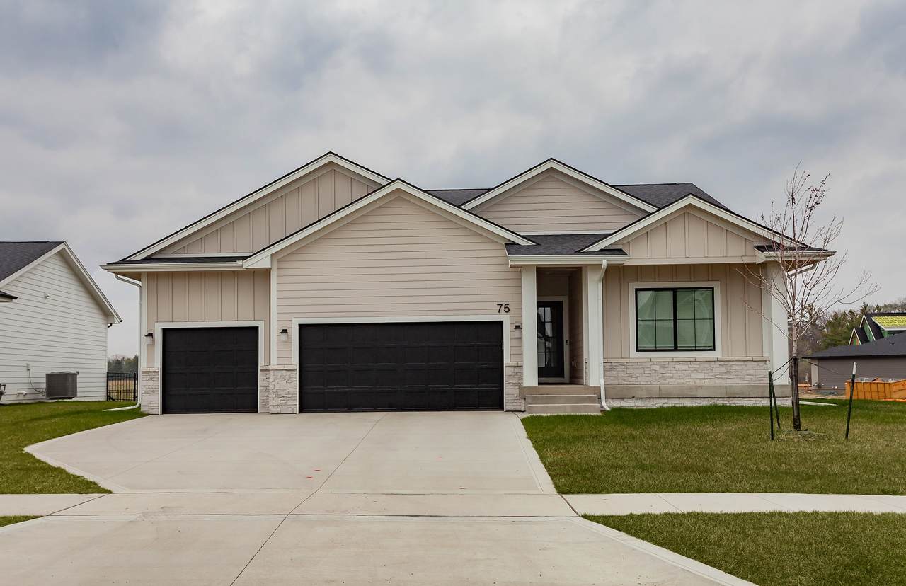 75 Ashley Court - Photo 1