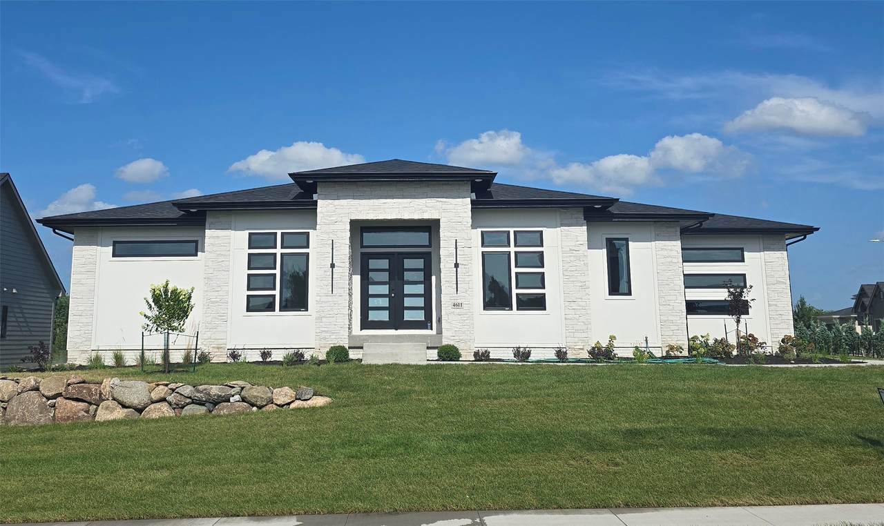 4611 Centennial Boulevard - Photo 1