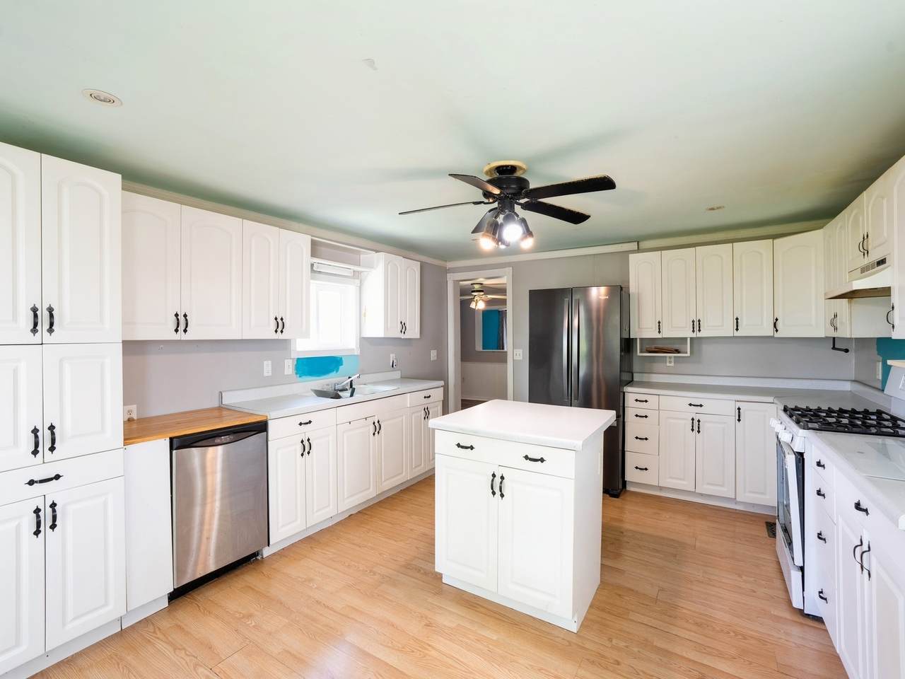 7204 Railroad Street - Photo 1