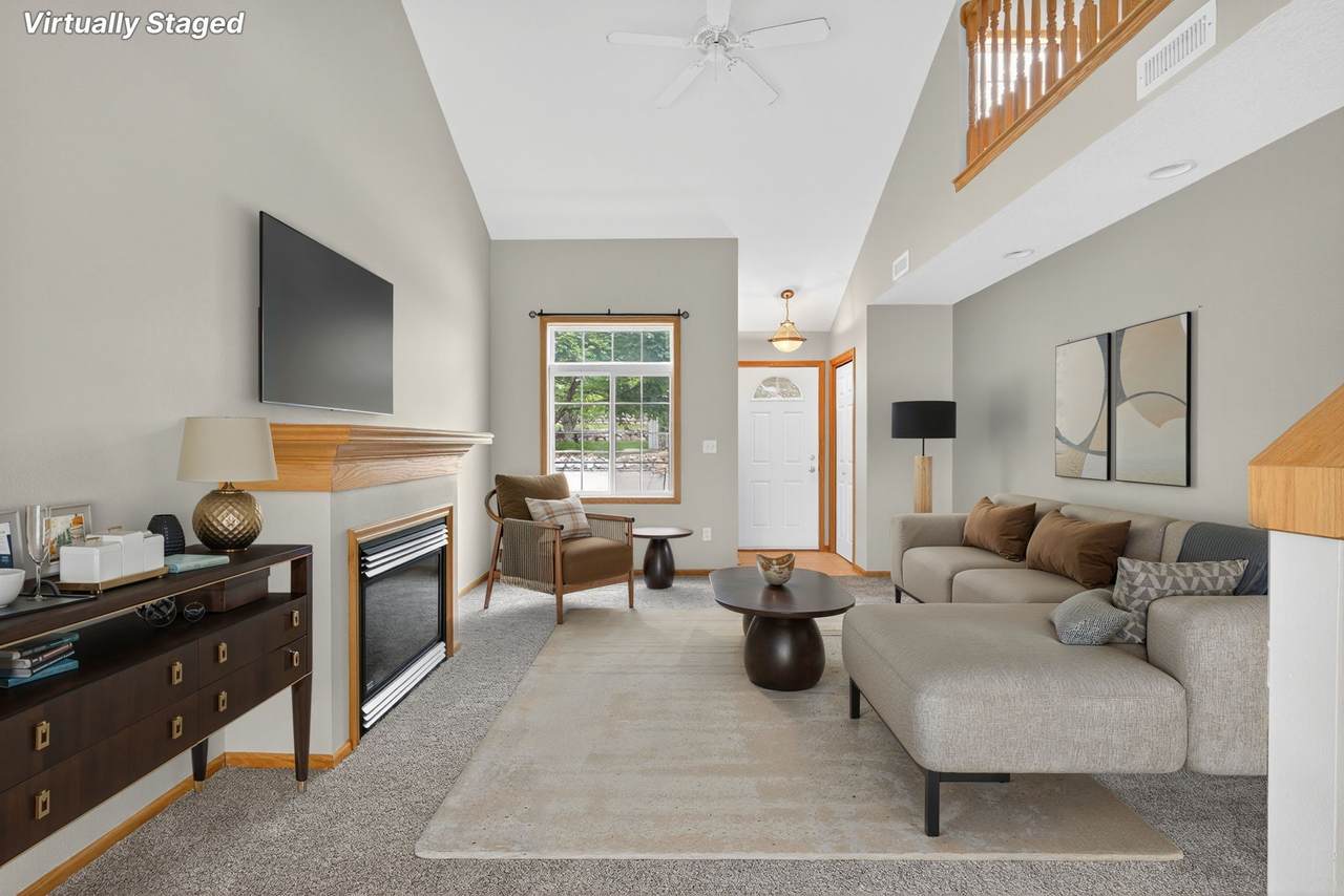 3799 Village Run Drive - Photo 1