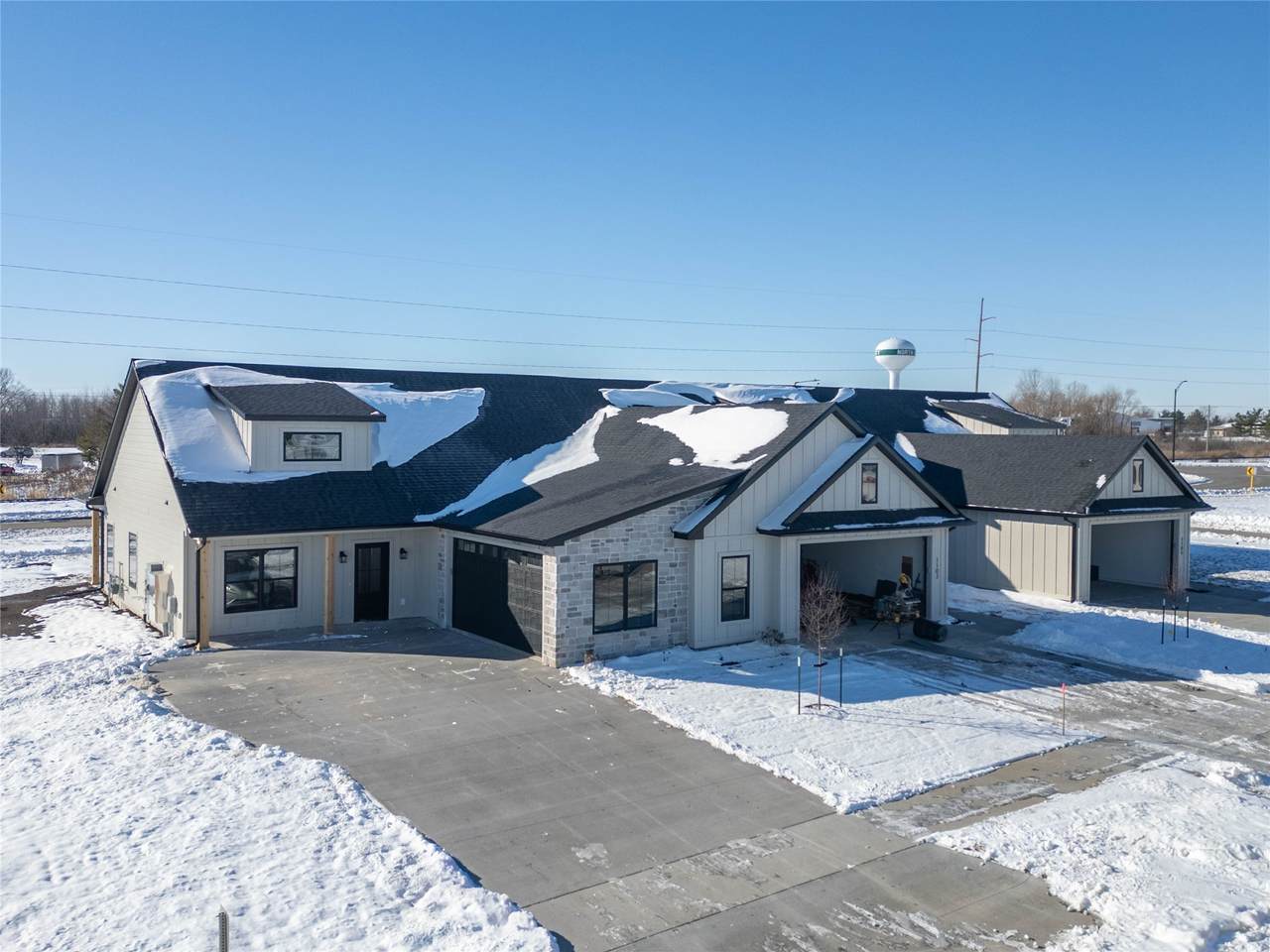 1101 Millie Lane - Photo 1