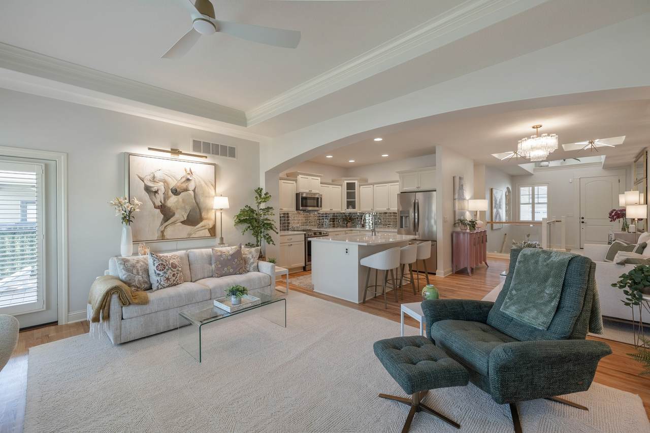 255 41st Street - Photo 1