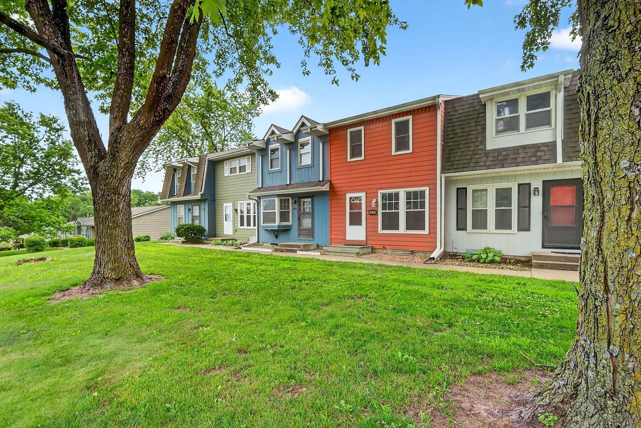 4047 University Avenue - Photo 1