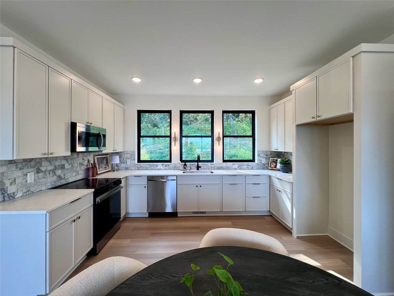 1328 Thomas Beck Road - Photo 1