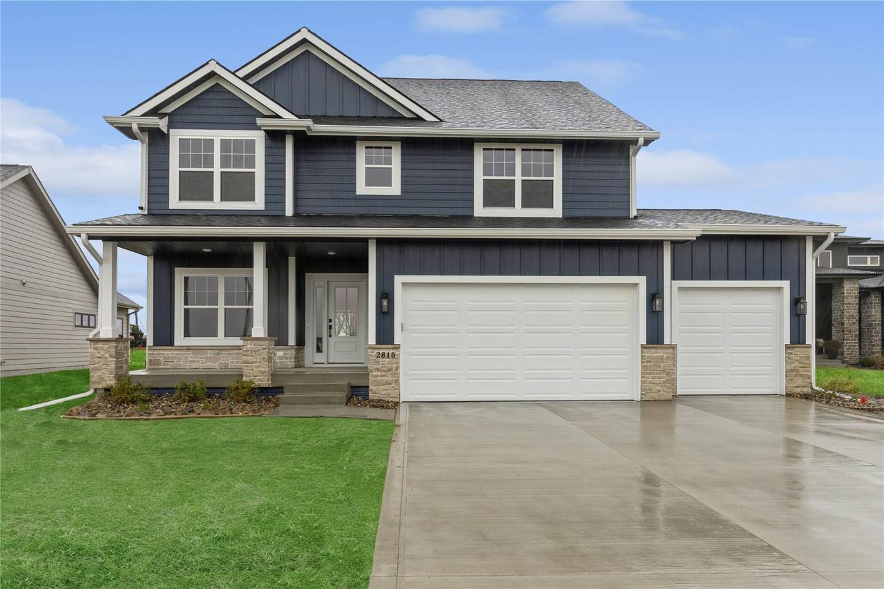 2816 Cedarwood Drive - Photo 1