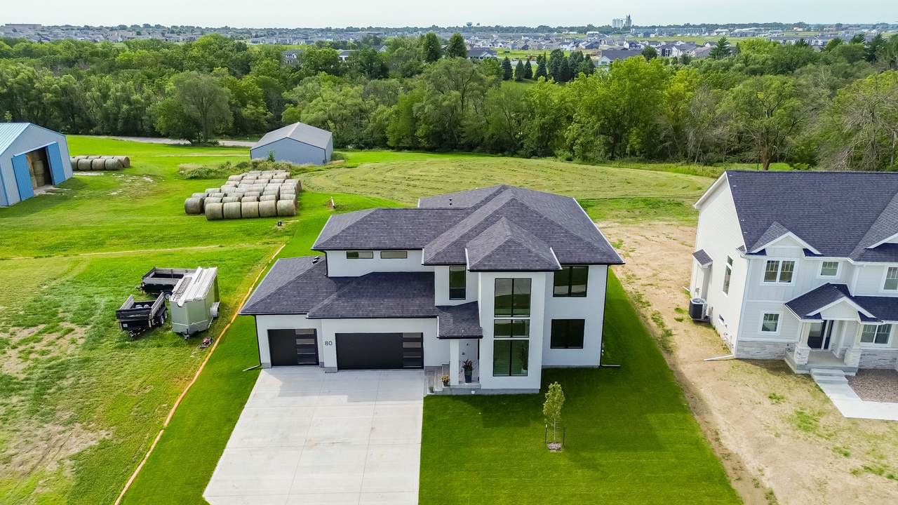 80 Alderleaf Drive - Photo 1