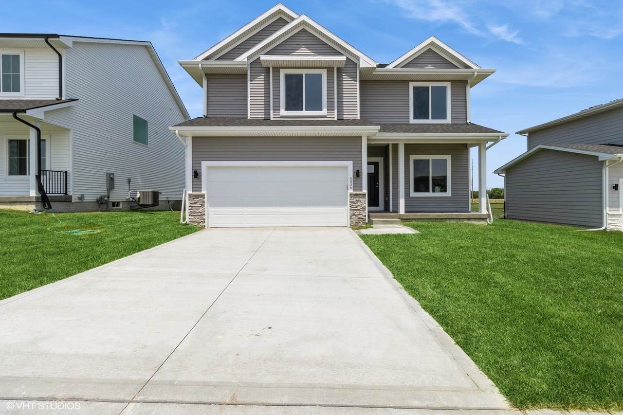 6806 7th Avenue - Photo 1