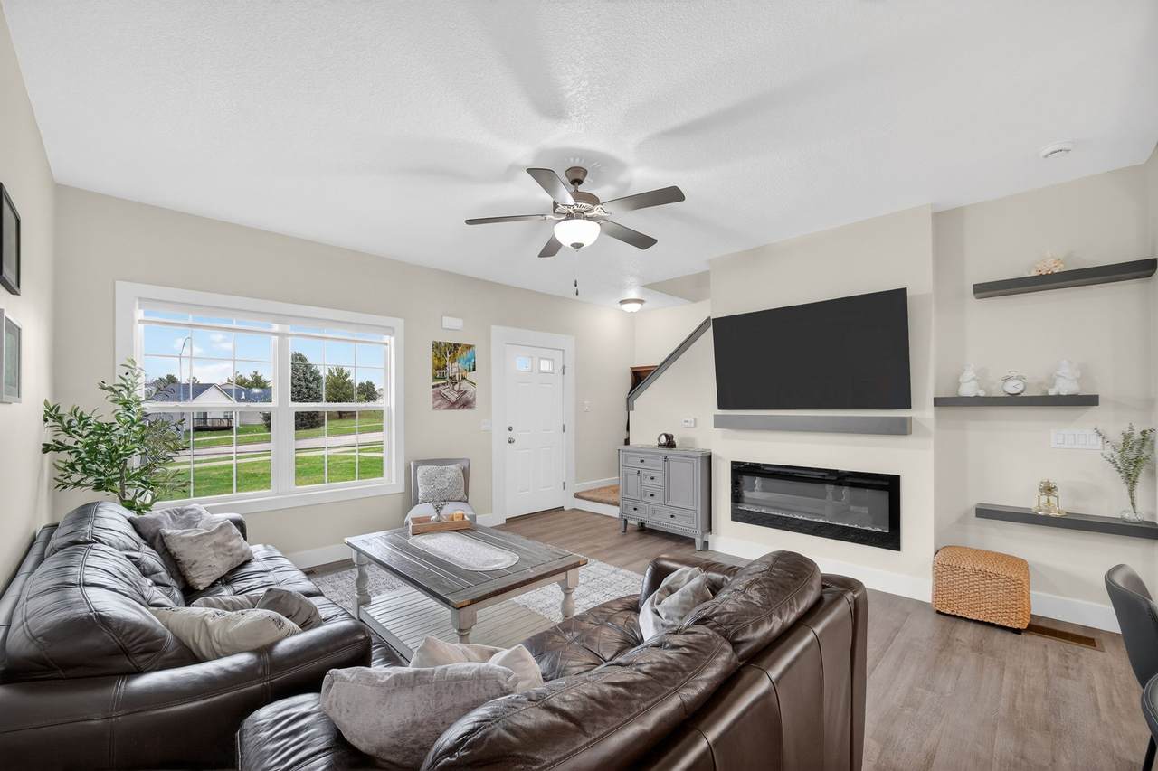 5871 Marble Circle - Photo 1