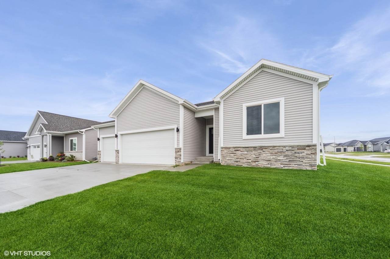 1303 Benjamin Drive - Photo 1