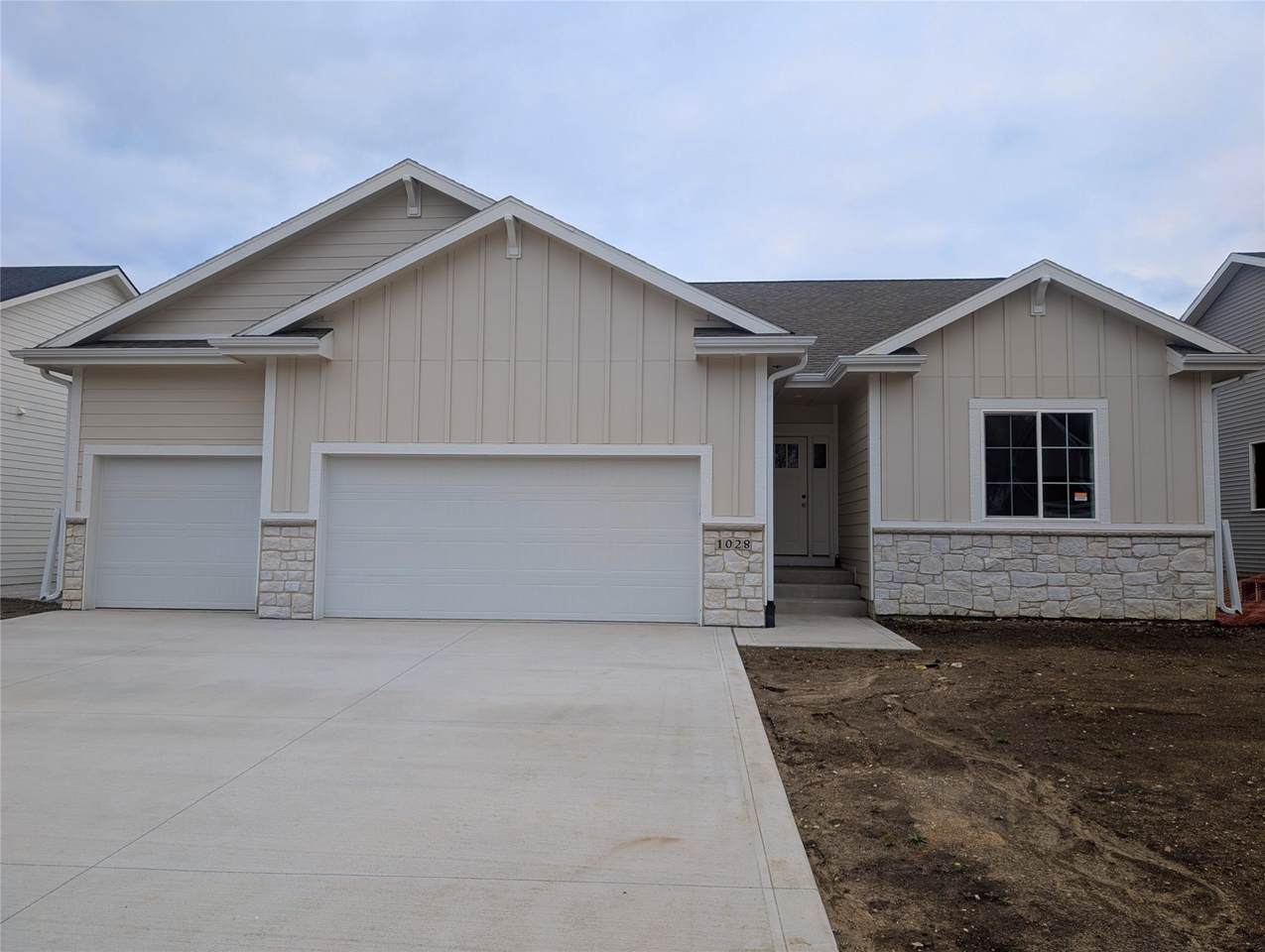 1028 2nd Street - Photo 1