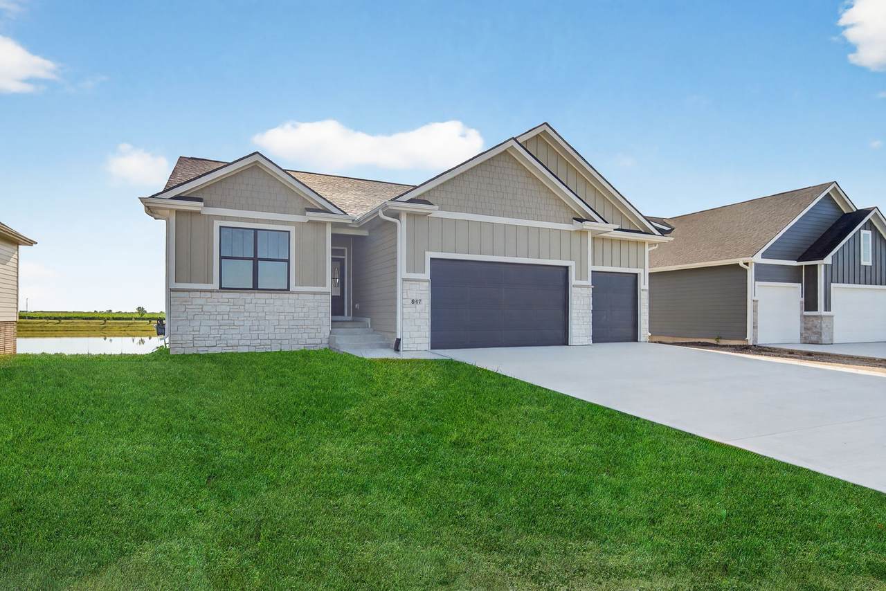 847 Cattail Road - Photo 1