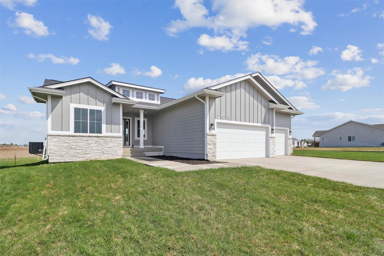 205 Ashley Avenue - Photo 1