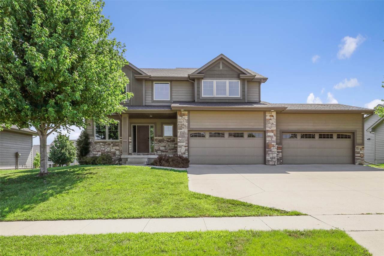 3555 164th Street - Photo 1