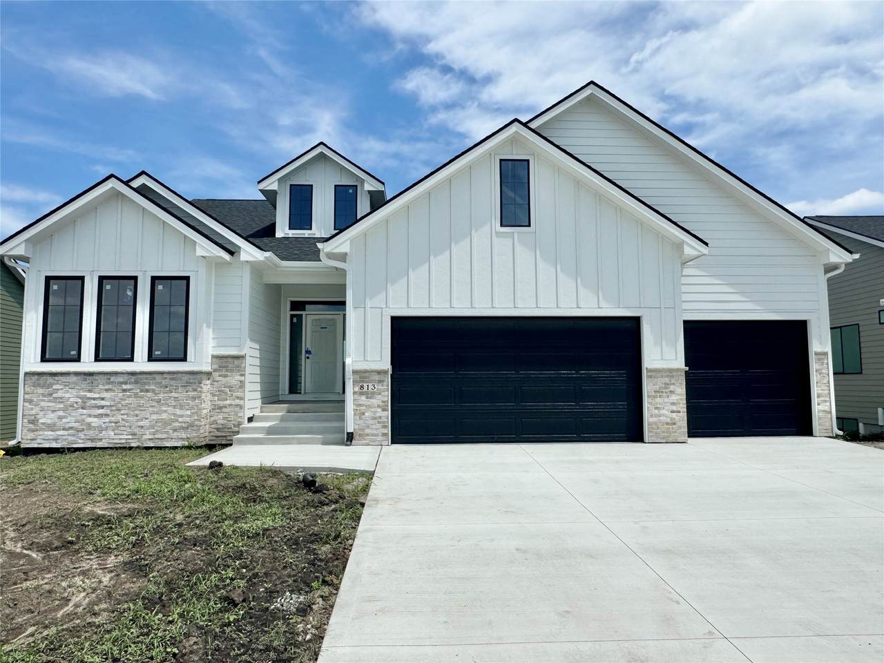 813 Cattail Road - Photo 1