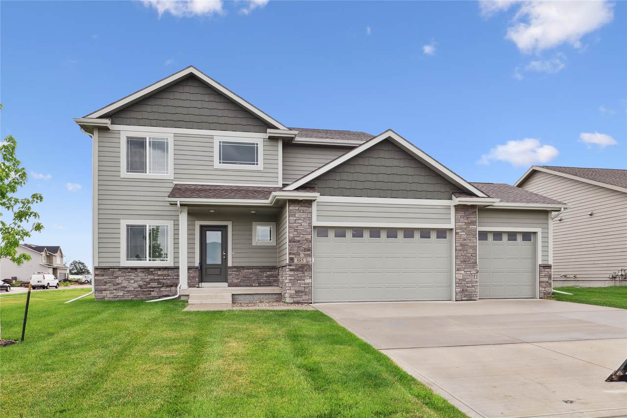 885 Sandy Hollow Circle - Photo 1