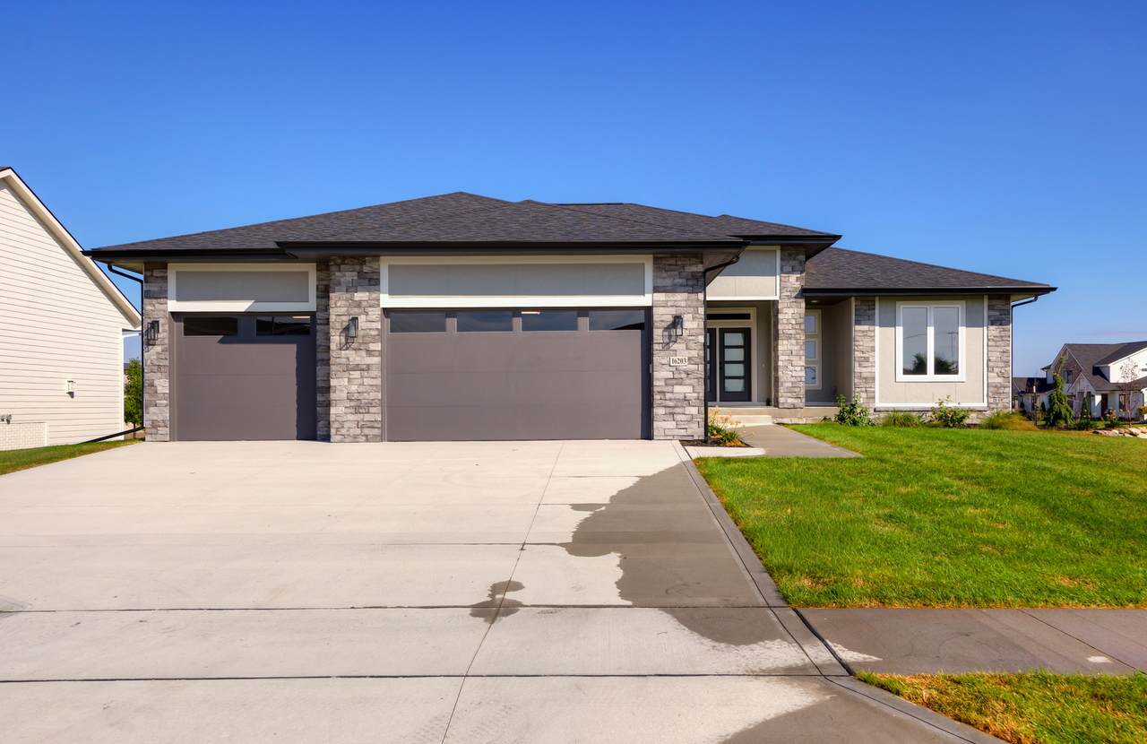 16203 Goodman Drive - Photo 1