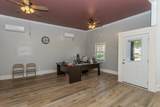 715 25th Street - Photo 2
