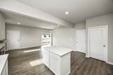 2816 Quartz Avenue - Photo 11