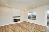 595 Venice Avenue - Photo 7
