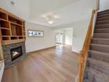 2101 Meadow Court - Photo 2