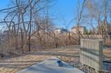 290 Amberwood Drive - Photo 25