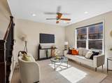 1633 Grand Avenue - Photo 2