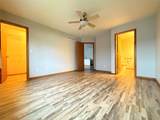 727 Ponds Edge Circle - Photo 12
