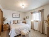 2076 Pheasant Avenue - Photo 12