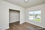 5551 167th Street - Photo 4